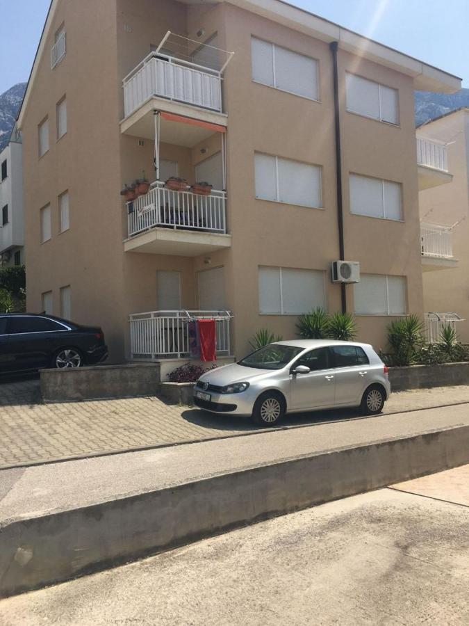 Apartment Zdrave - Free Parking Makarska Bagian luar foto