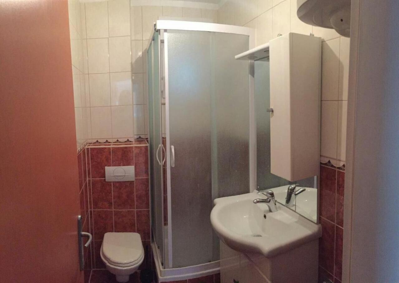 Apartment Zdrave - Free Parking Makarska Bagian luar foto